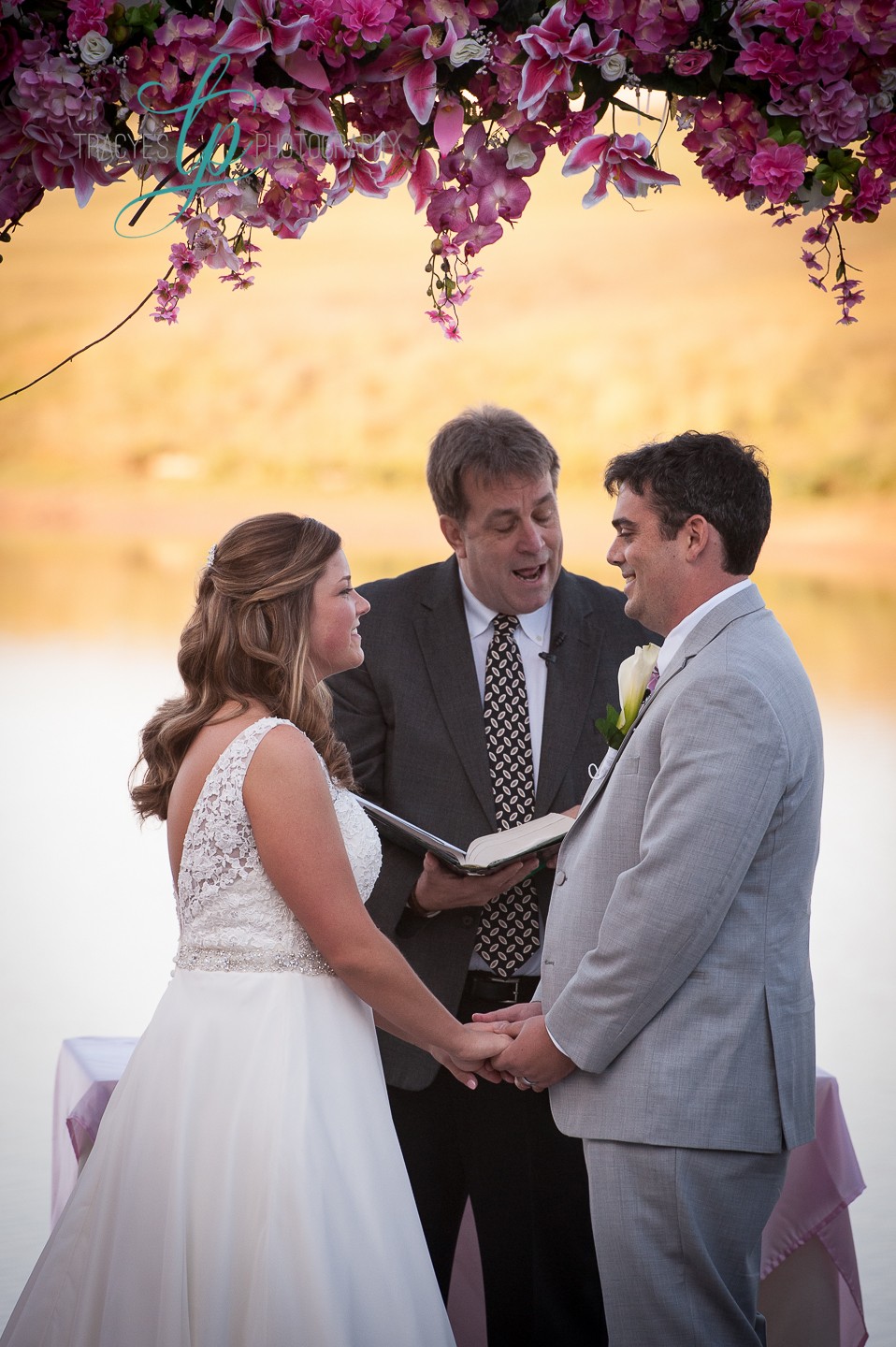 Snider Barn Wedding | Kayla & Justin | Tracye’s Photography