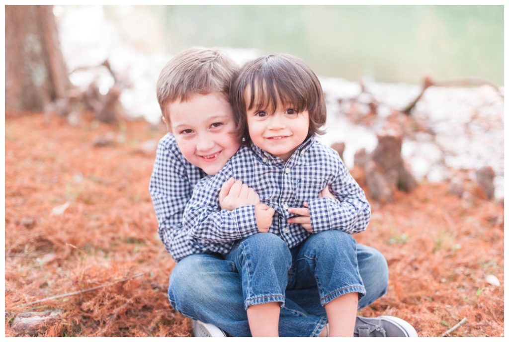 Fall Mini Sessions 2017 two little boys in blue