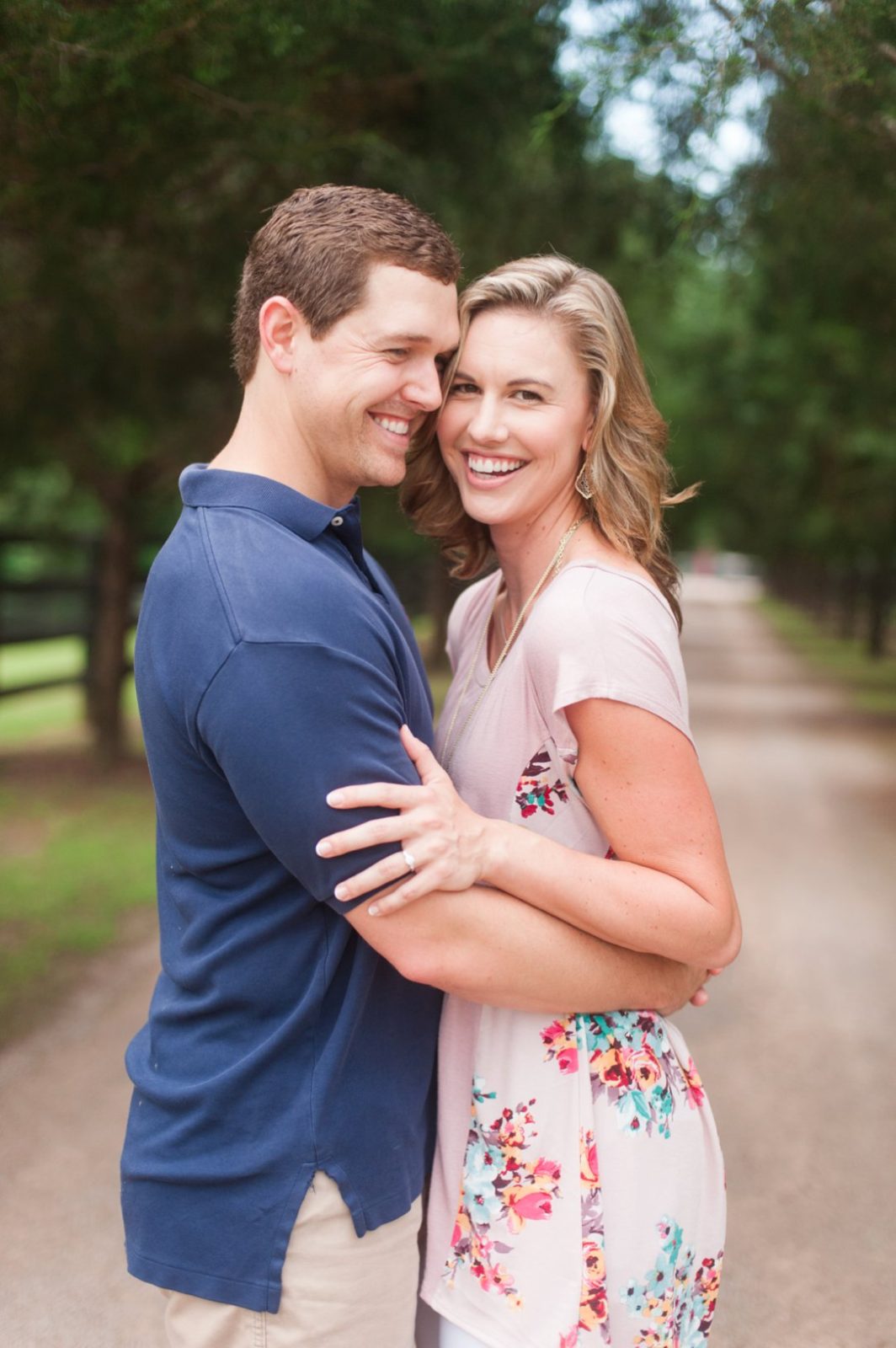 Lone Oaks Farm Engagement Session 7