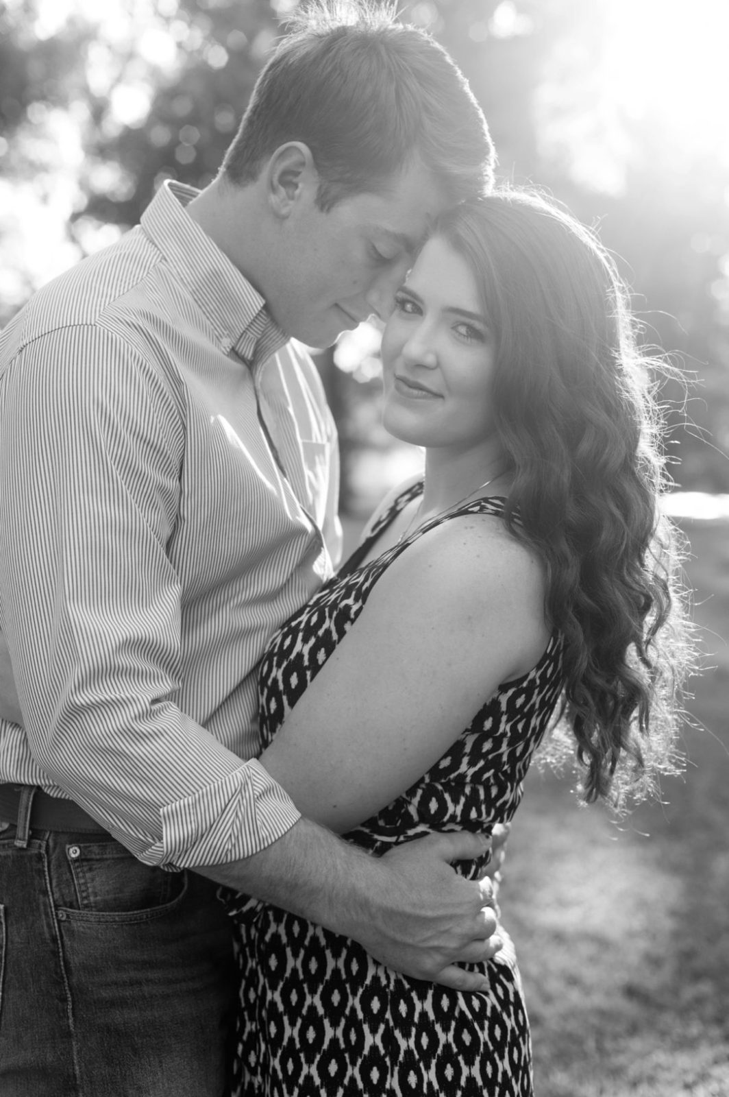 First Presbyterian Jackson engagement couple in sunlight