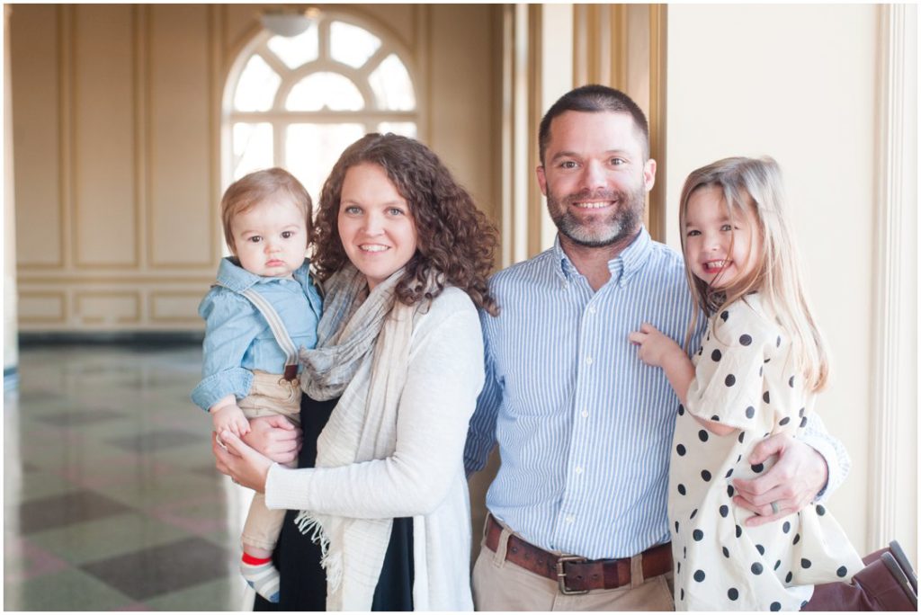 The New Southern portrait session. Family with two kids