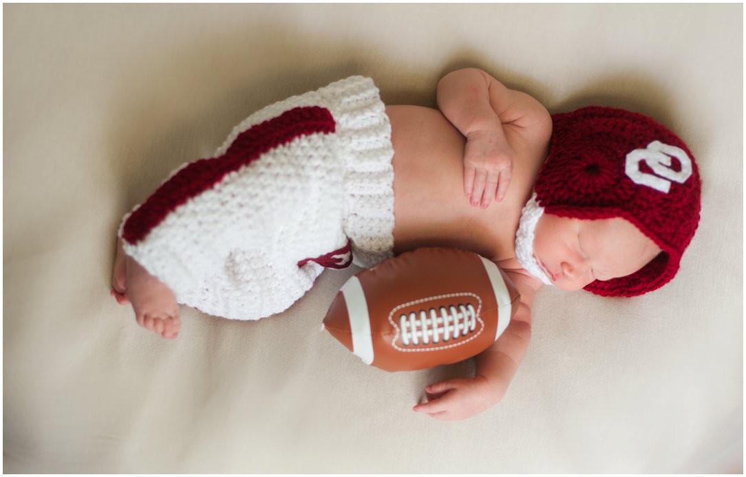 In-home newborn session _0034