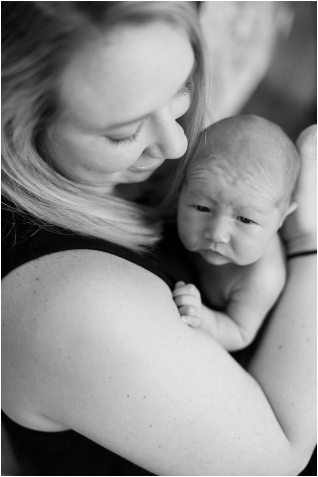 In-home newborn session _0036