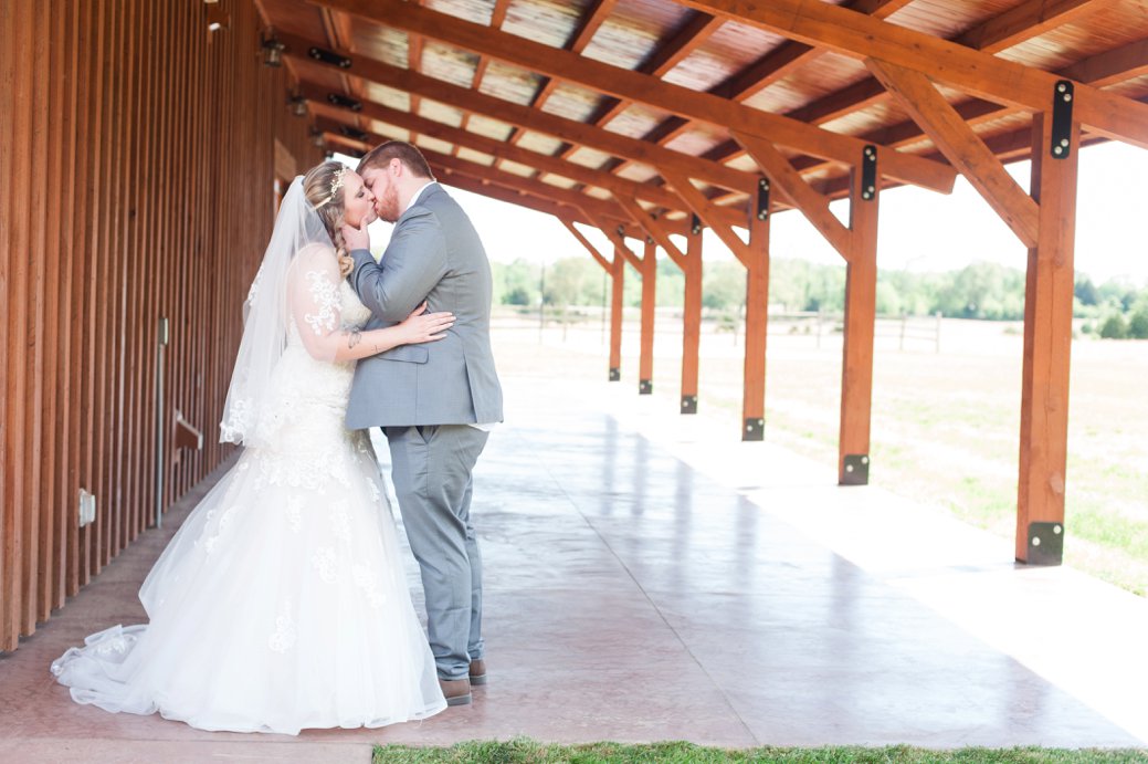 Blessings Barn couple kissing