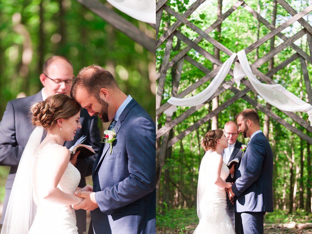 bride and groom praying