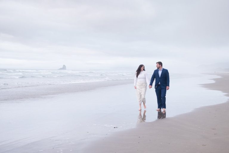 couple on Oregon coast