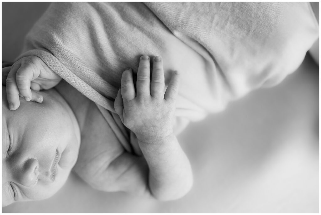 newborn baby Ben's fingers