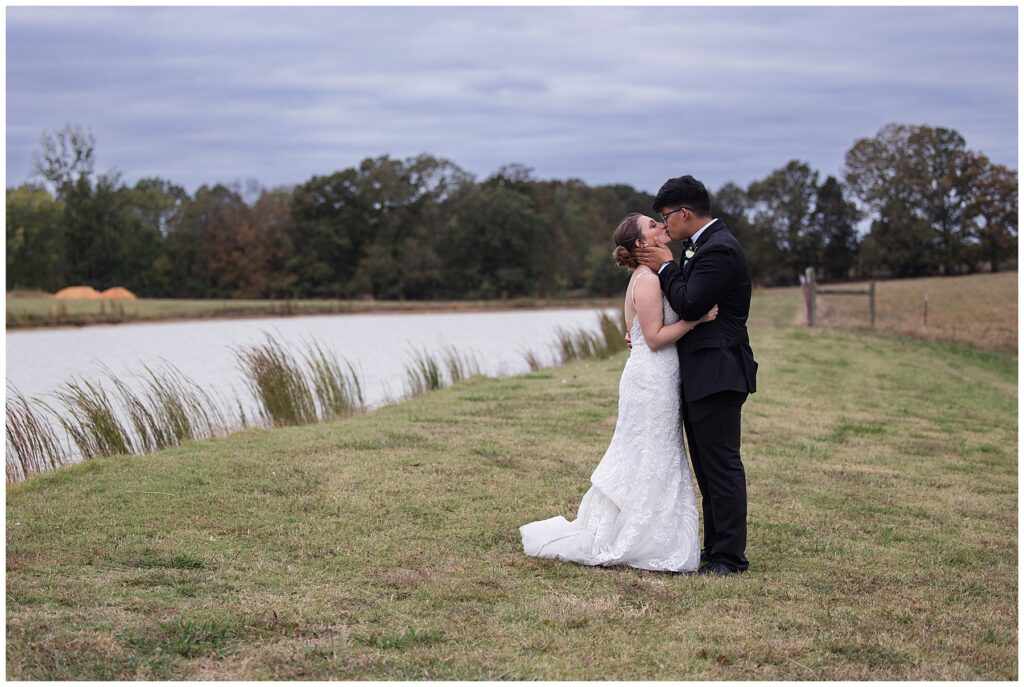 Couple kissing at Crazy K Ranch Wedding Venue